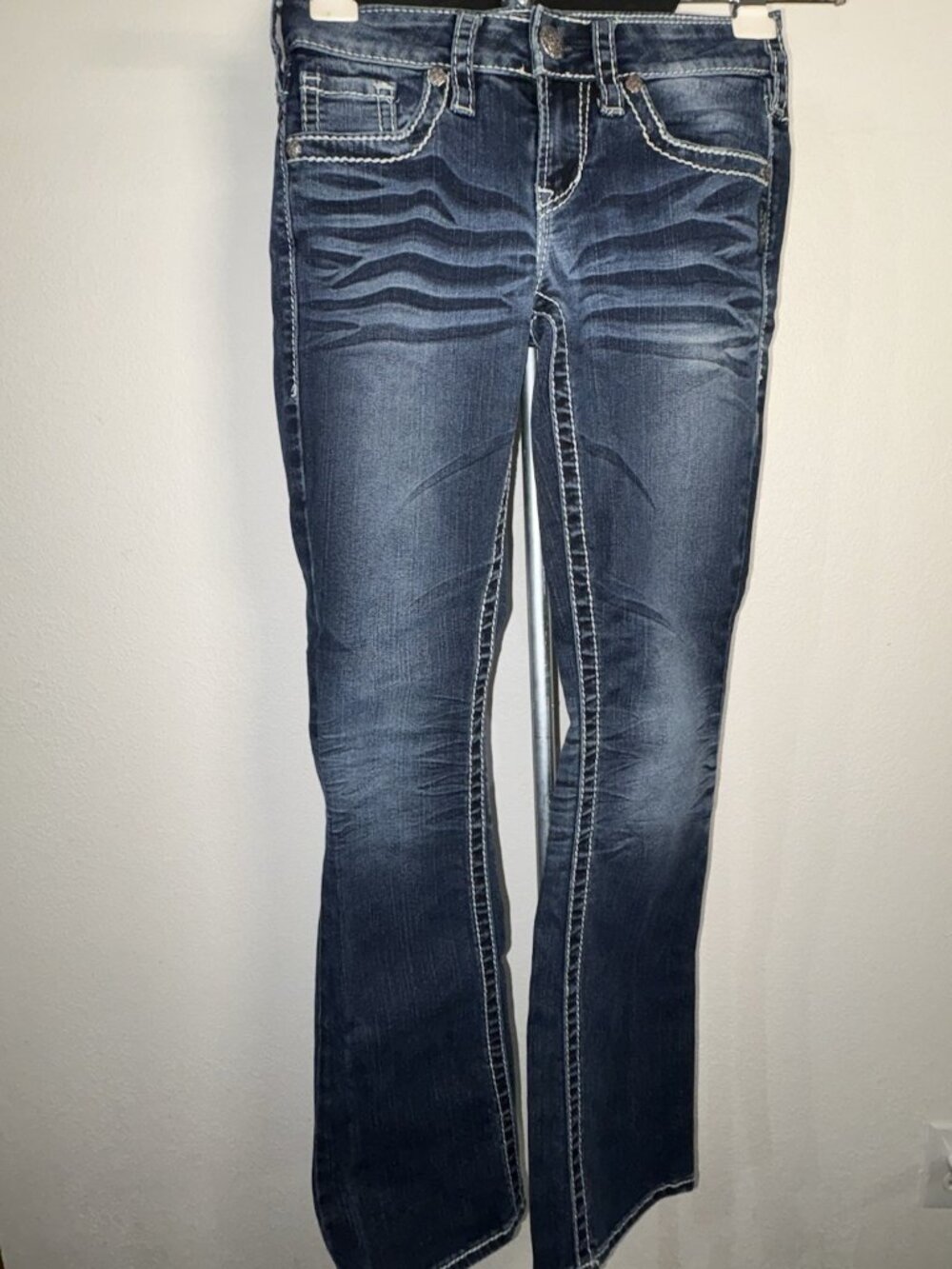 Silver Aiko  Jean Boot Cut Women XS 25x31    Dark Fade Wash Lightly Distressed